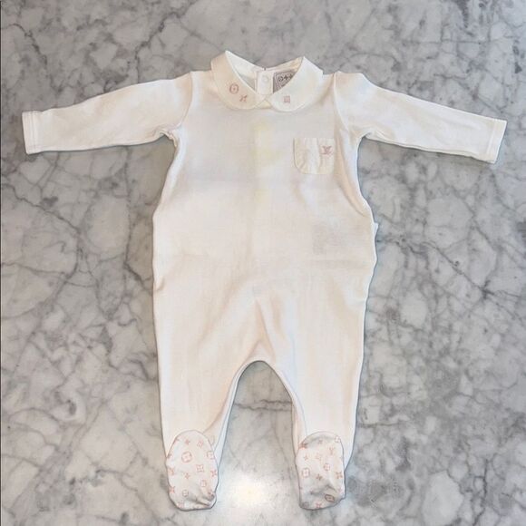 LOUIS VUITTON BABY LOGO PYJAMA 3M - Picture 1 of 13